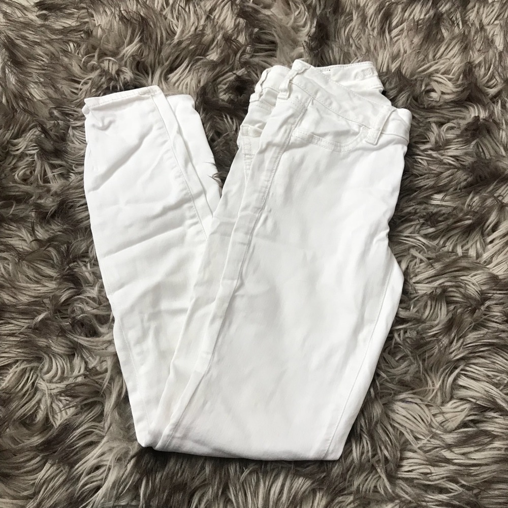 White jeggings